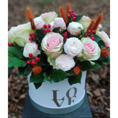 Композиция  с розами